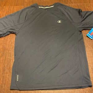 Champion Men's Navy Blue Vapor with Adaptive Short-Sleeve Shirt NWT size medium